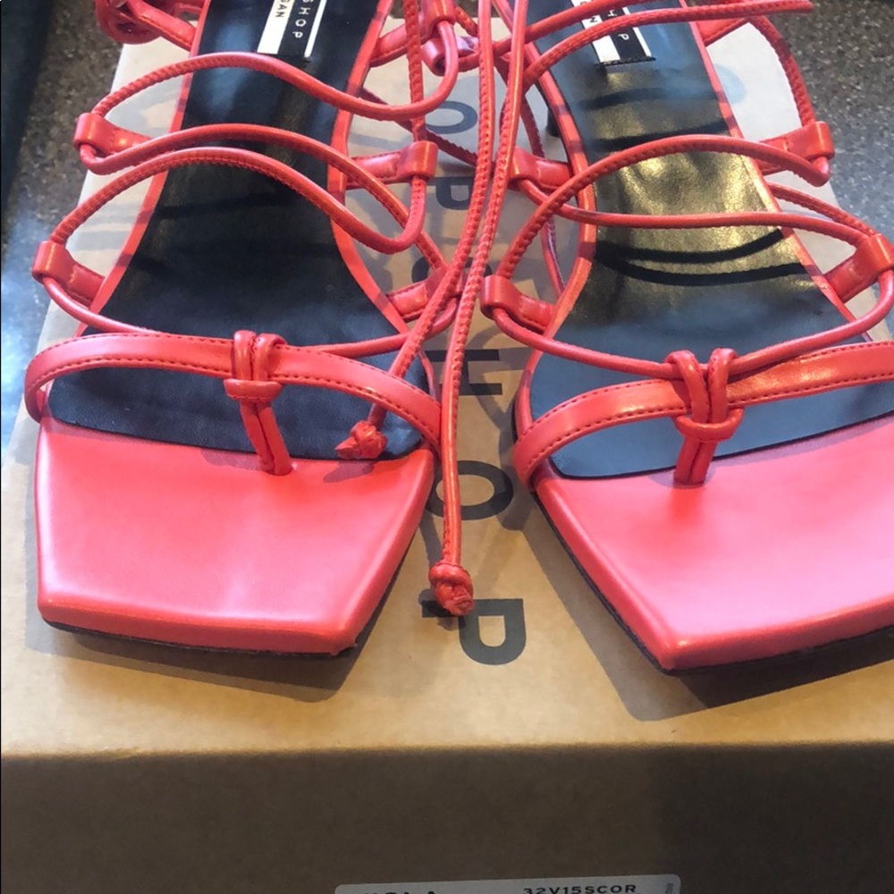 Wrap Up sandals